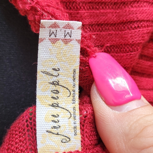 Free People Long Sleeve V-neck Thermal Waffle Top Raw Asymmetrical Hem - Picture 6 of 7